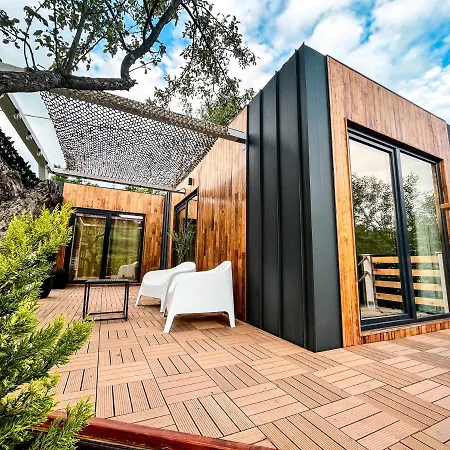 Elysian Fields - Tiny House 'evergreen' Bed & Breakfast