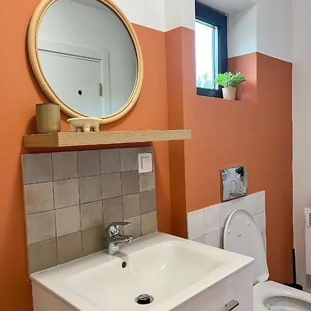 Elysian Fields - Tiny House 'evergreen' Bed & Breakfast *