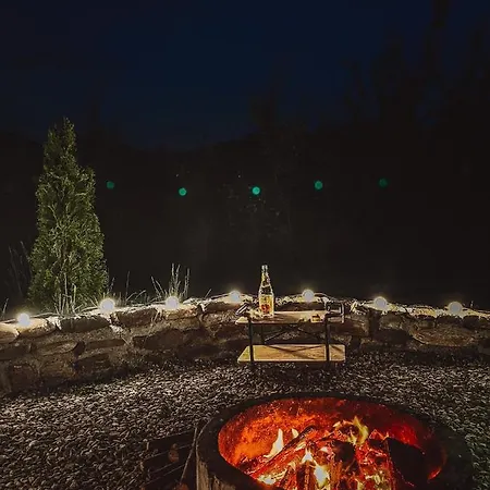 Bed & Breakfast Elysian Fields - Tiny House 'evergreen' Sadu